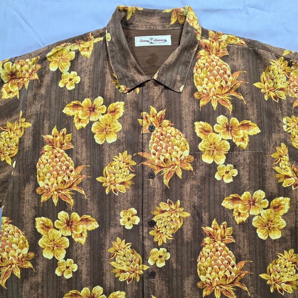 NWOT Tommy Bahama Mens L 100% Silk Pineapple Floral Hawaiian Camp Shirt Brown